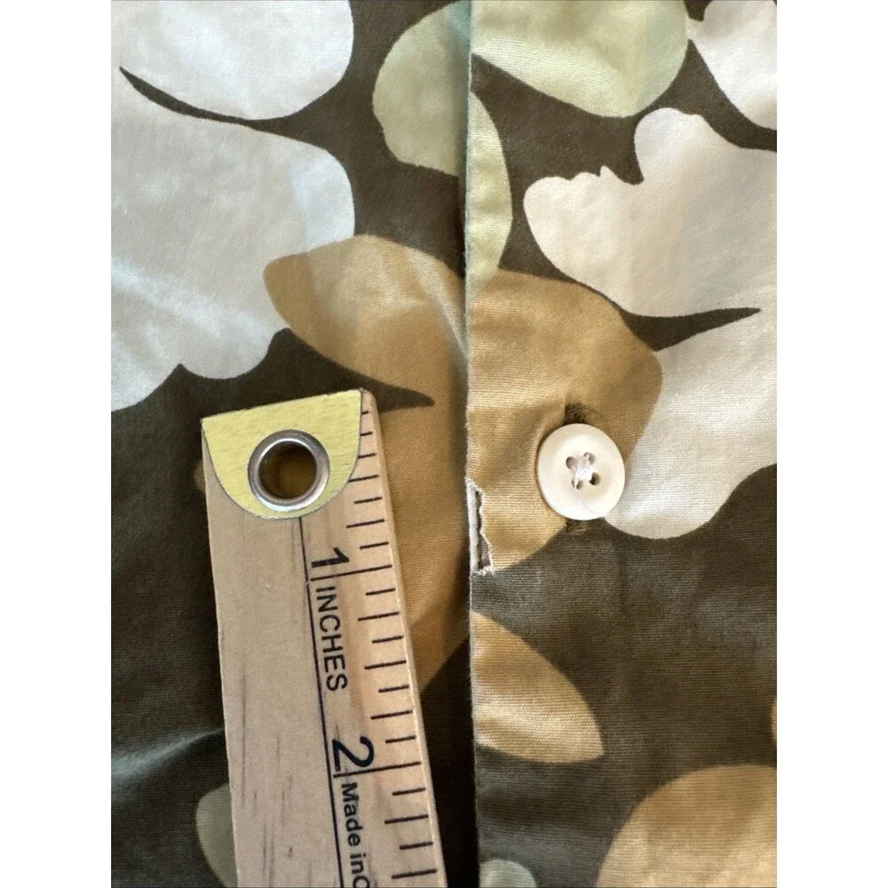 The North Face Valley Easy Camp Shirt Loop Collar Men’s Small Floral Print Flaw